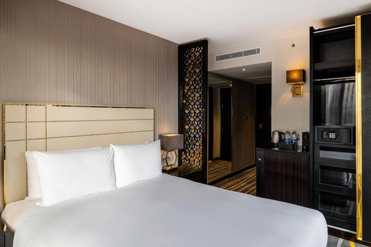 Saint 4* Londra